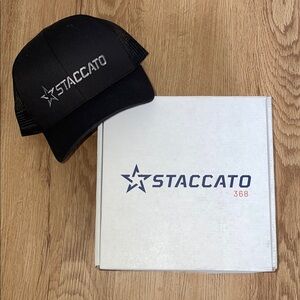 Staccato Black Cap